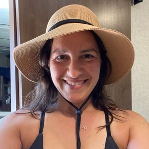 Meet your Posher, Karina